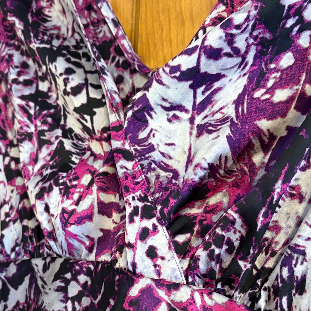 Ann Taylor Purple and Pink Patterned top - Picture 3 of 5